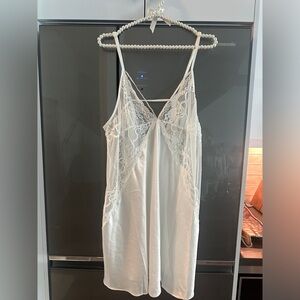 LACE BRIDAL LINGERIE